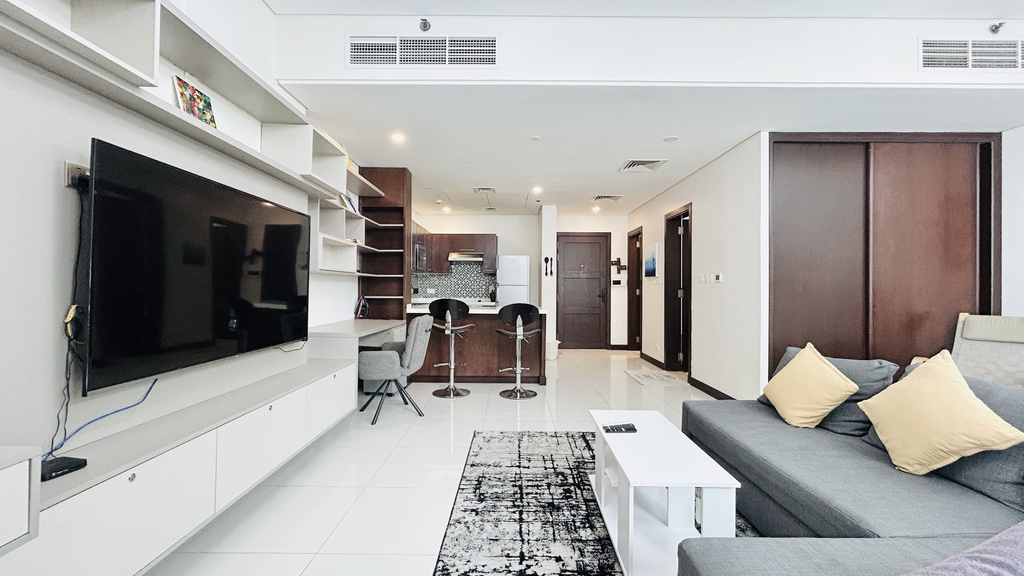 Fully-Furnished Studio Apartment, 63sqm