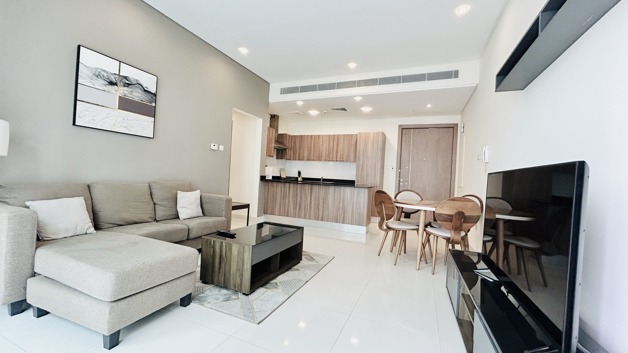 One Bedroom Apartment with Two Bathrooms