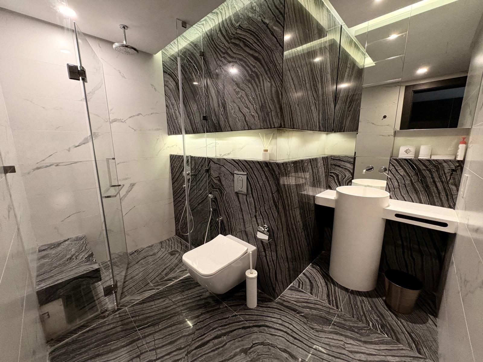 Two-Bedroom Apartment with Three Bathrooms