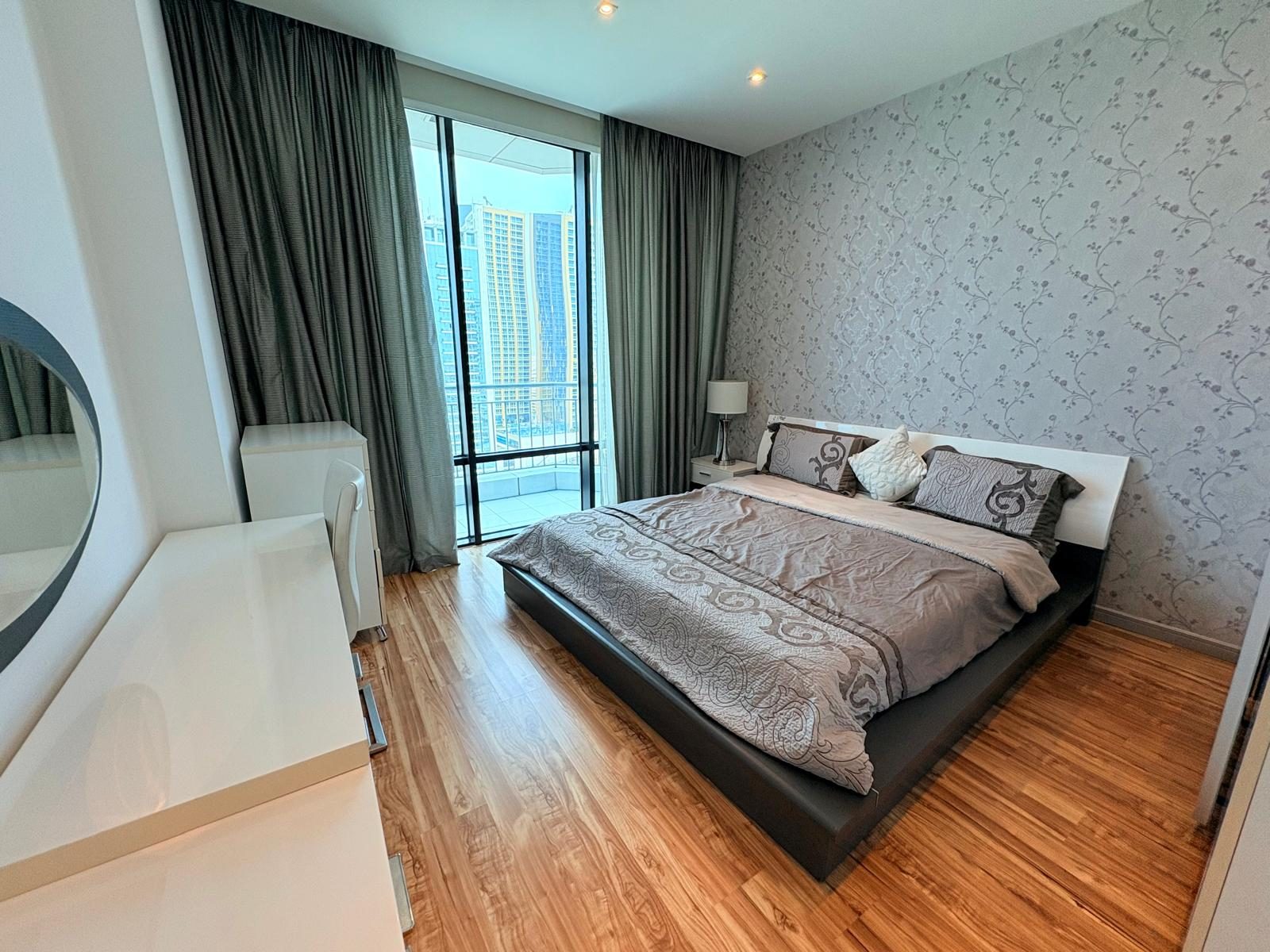 3-Bedroom Apartment with Pool and Gym Access