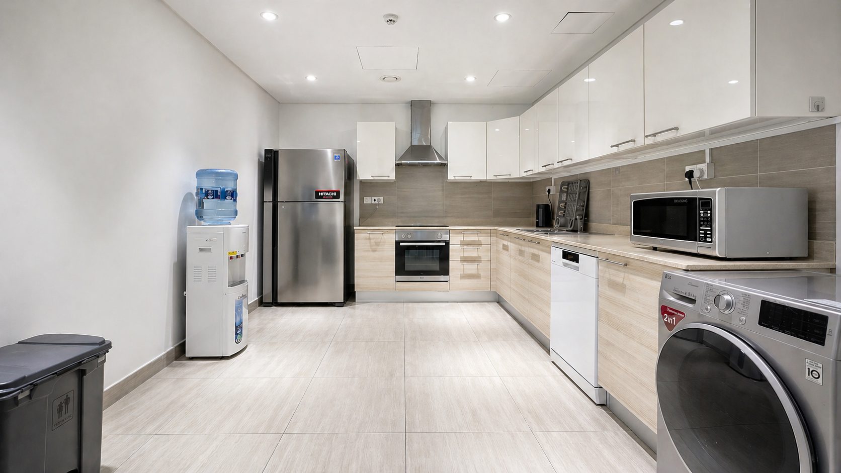 Two Bedroom Apartment with Water Views and Balcony