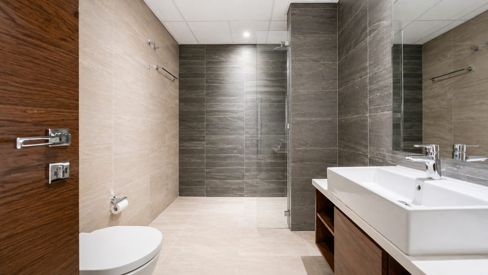 Three-Bedroom Apartment with Four Bathrooms