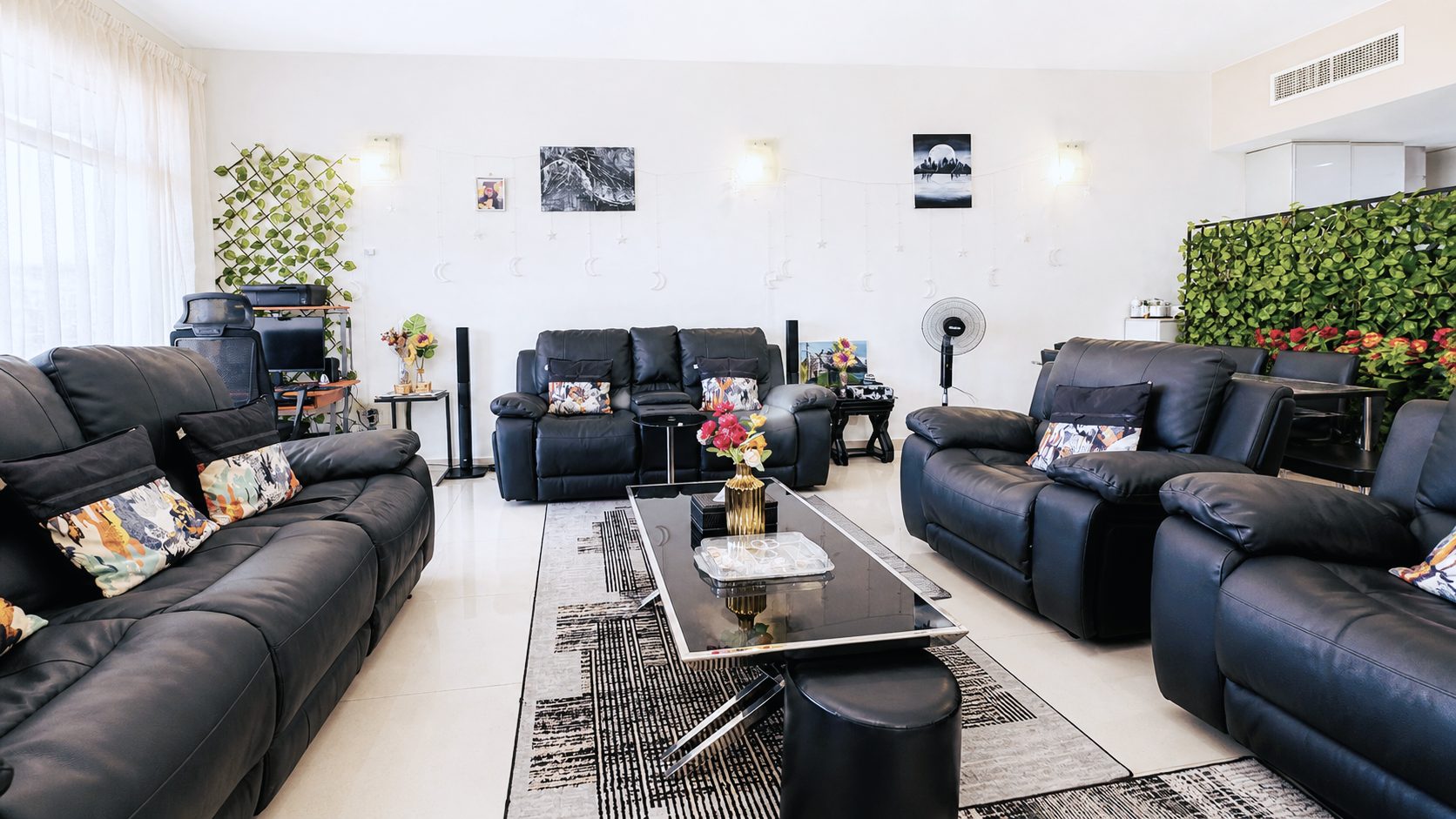 Four Bedroom Apartment with Maid Room