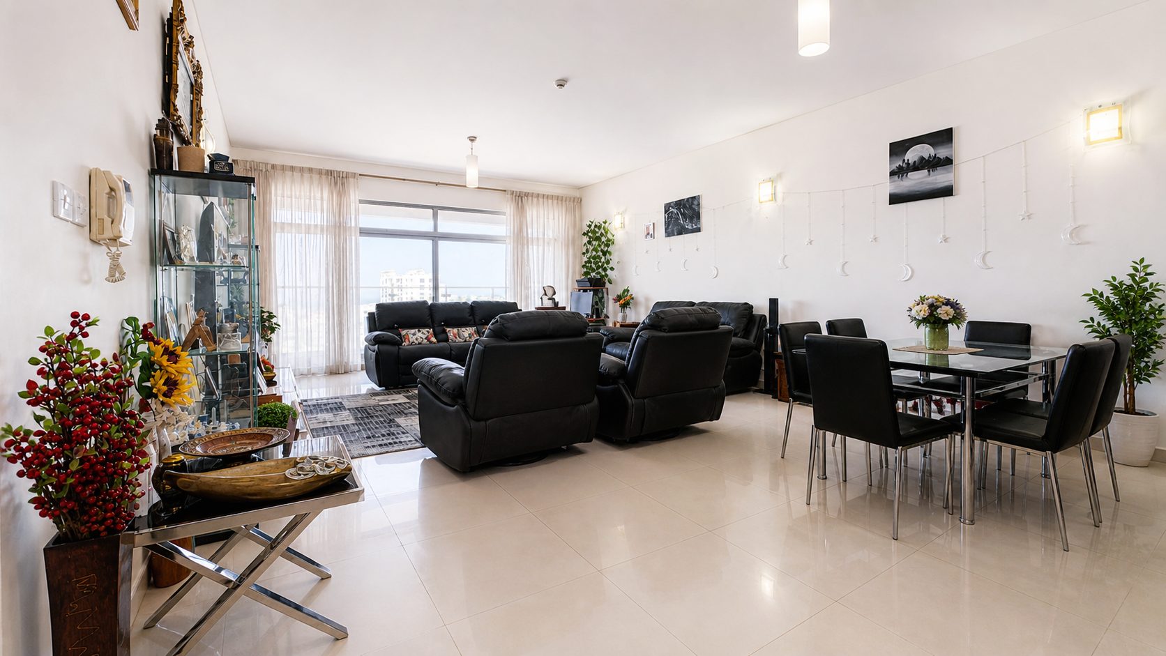 Four Bedroom Apartment with Maid Room