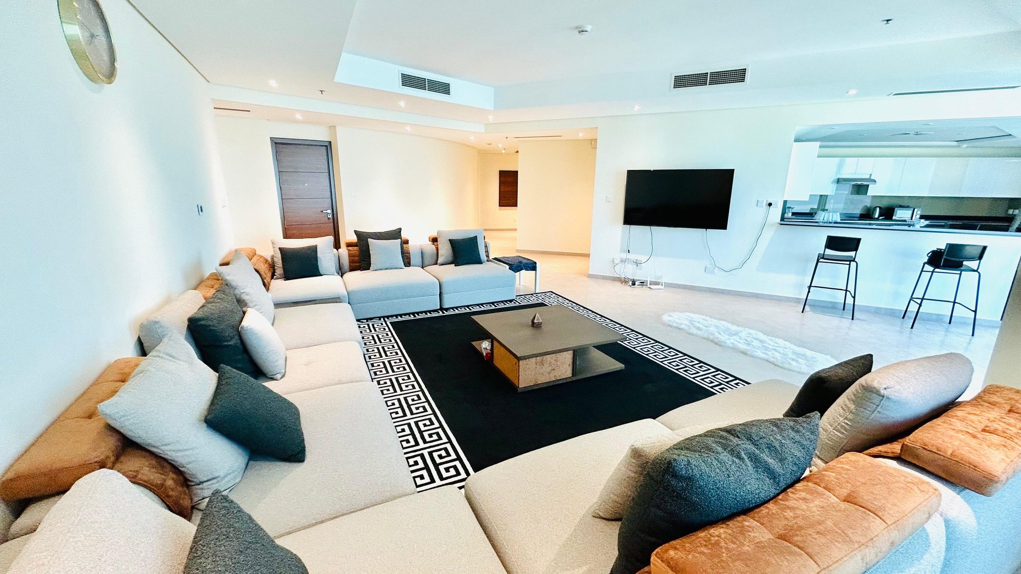 Four-Bedroom Penthouse with Private Jacuzzi