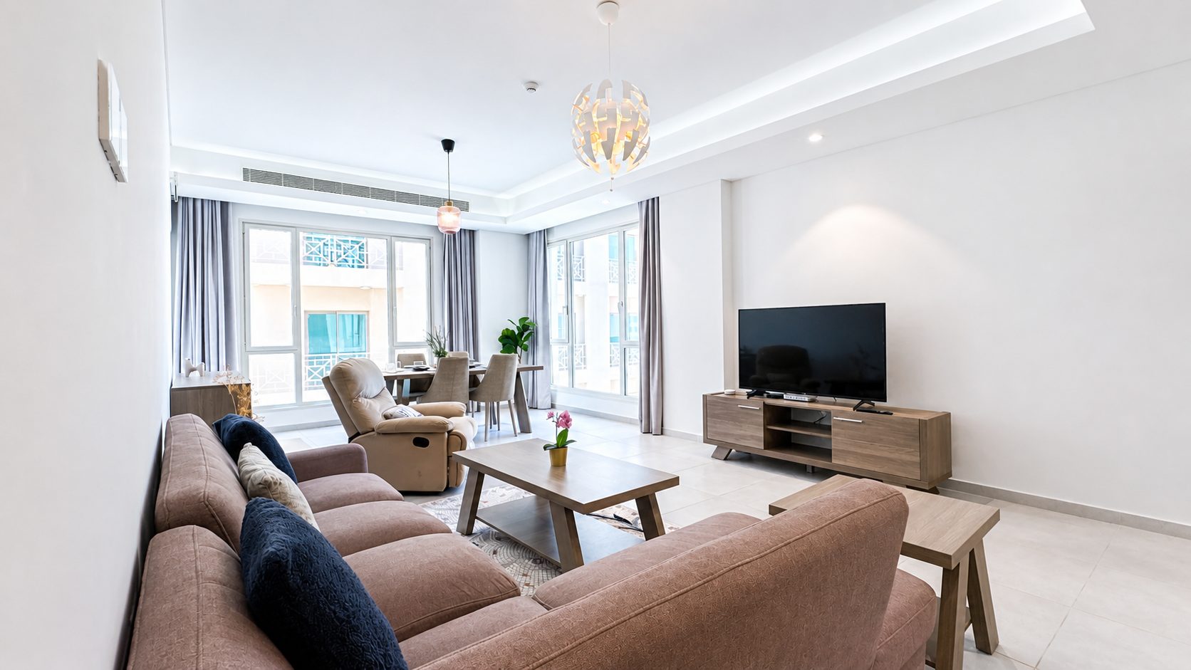 2-Bedroom Fully Furnished Apartment, 125 sqm