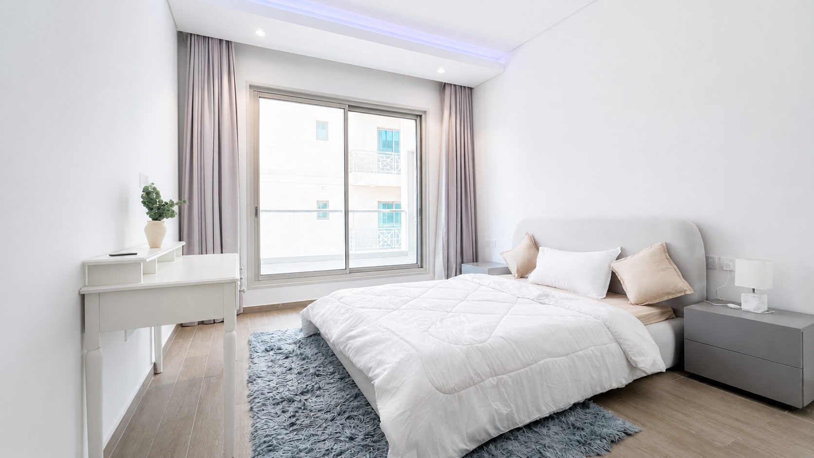 2-Bedroom Fully Furnished Apartment, 125 sqm