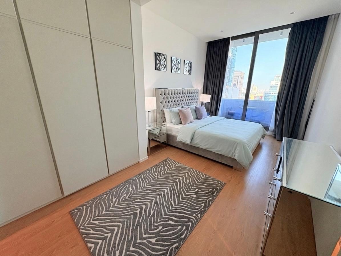 Fully-Furnished 1-Bedroom Apartment with Balcony