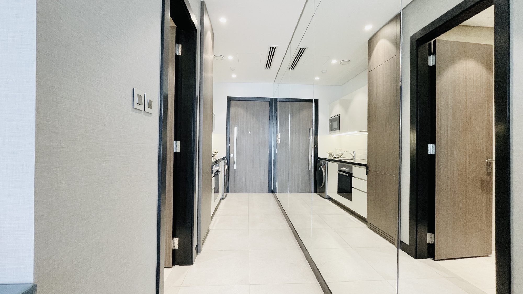 35 sqm Studio Apartment with Covered Parking