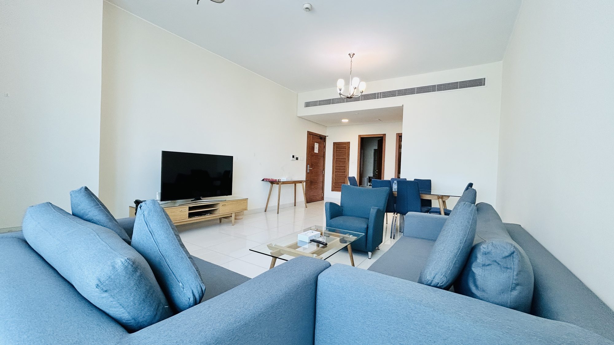 Two-Bedroom Apartment with Pool and Gym Access