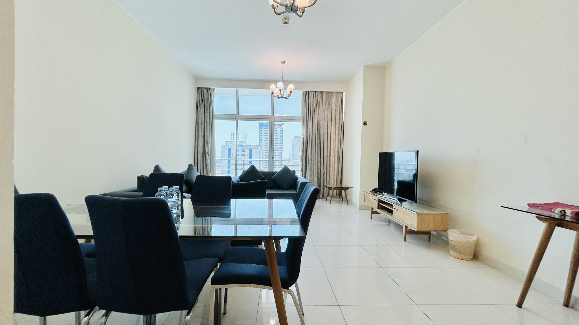 Two-Bedroom Apartment with Pool and Gym Access