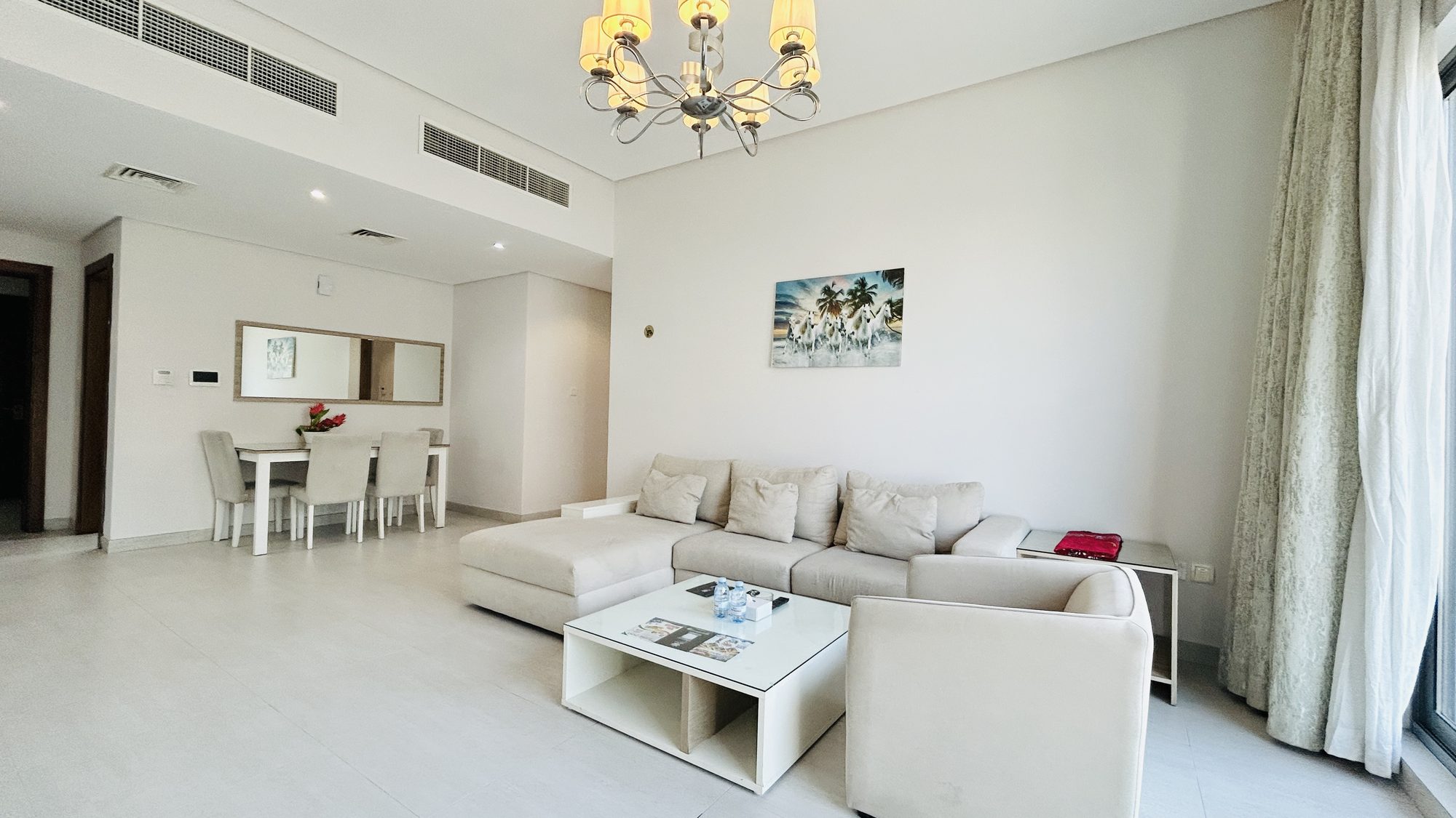 Two-Bedroom Apartment with Pool and Gym