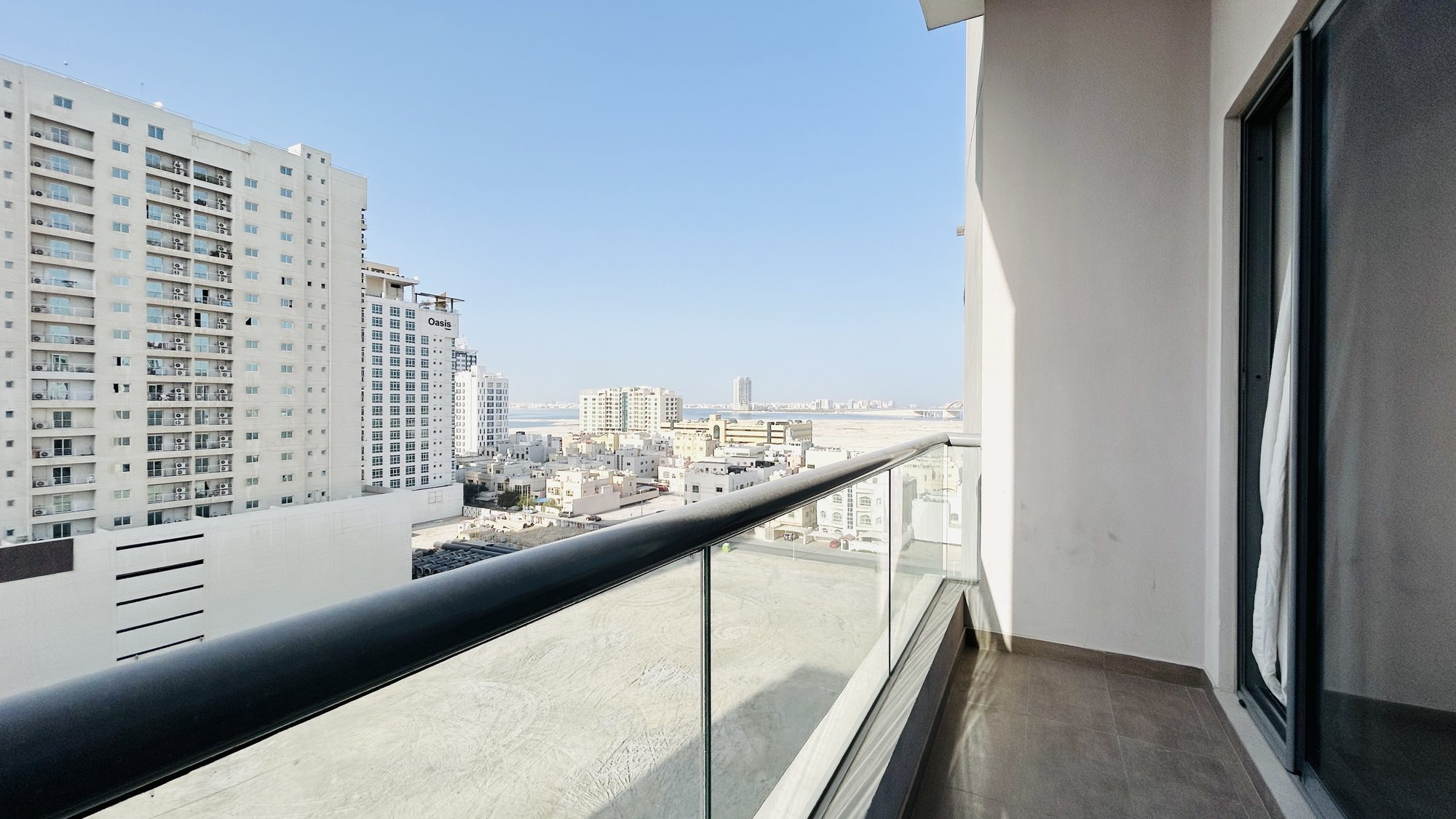 Two-Bedroom Apartment with Pool and Gym