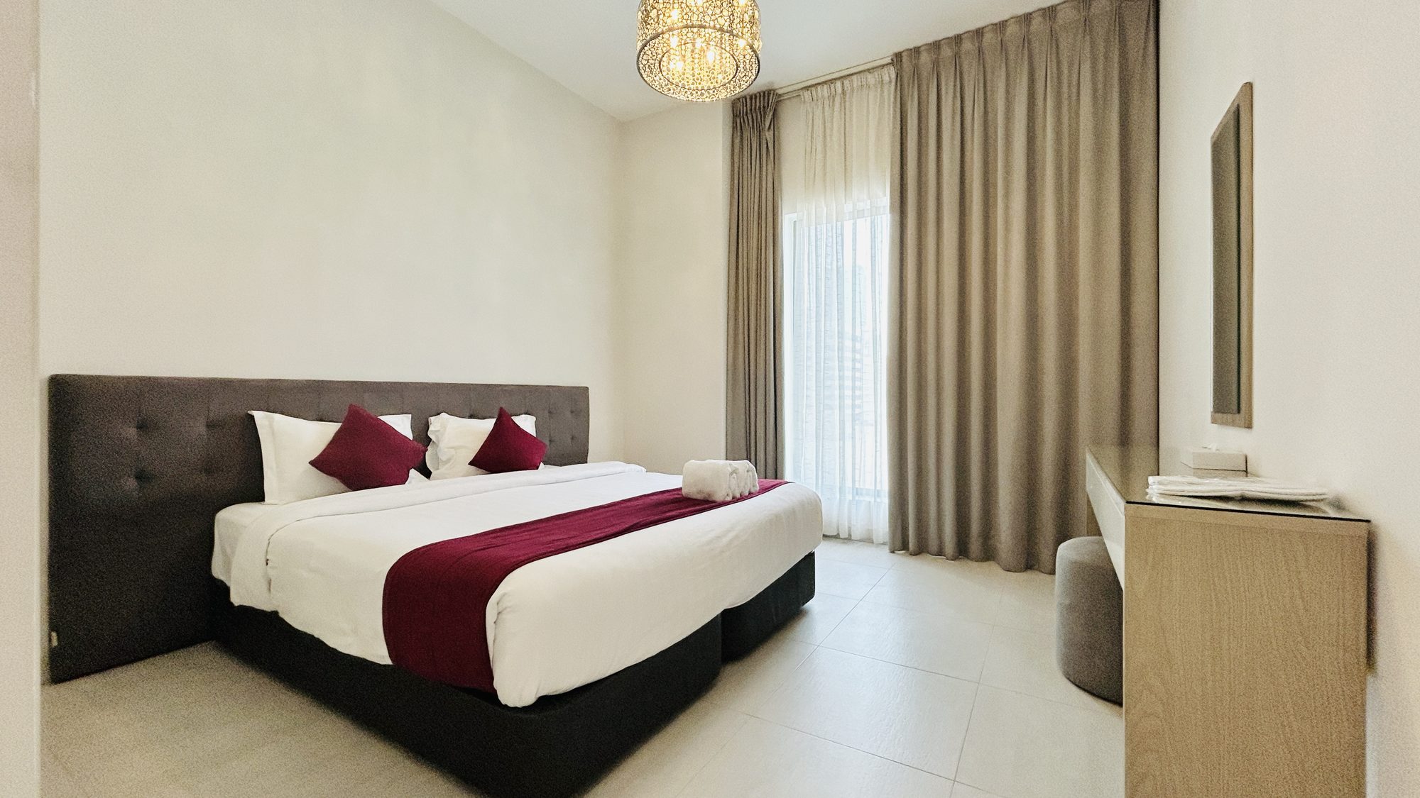 Two-Bedroom Apartment with Pool and Gym