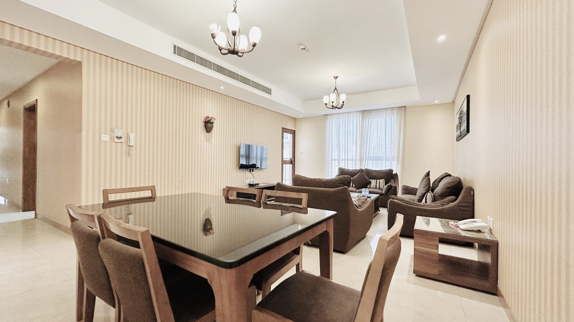 Two-Bedroom Apartment with Pool and Gym