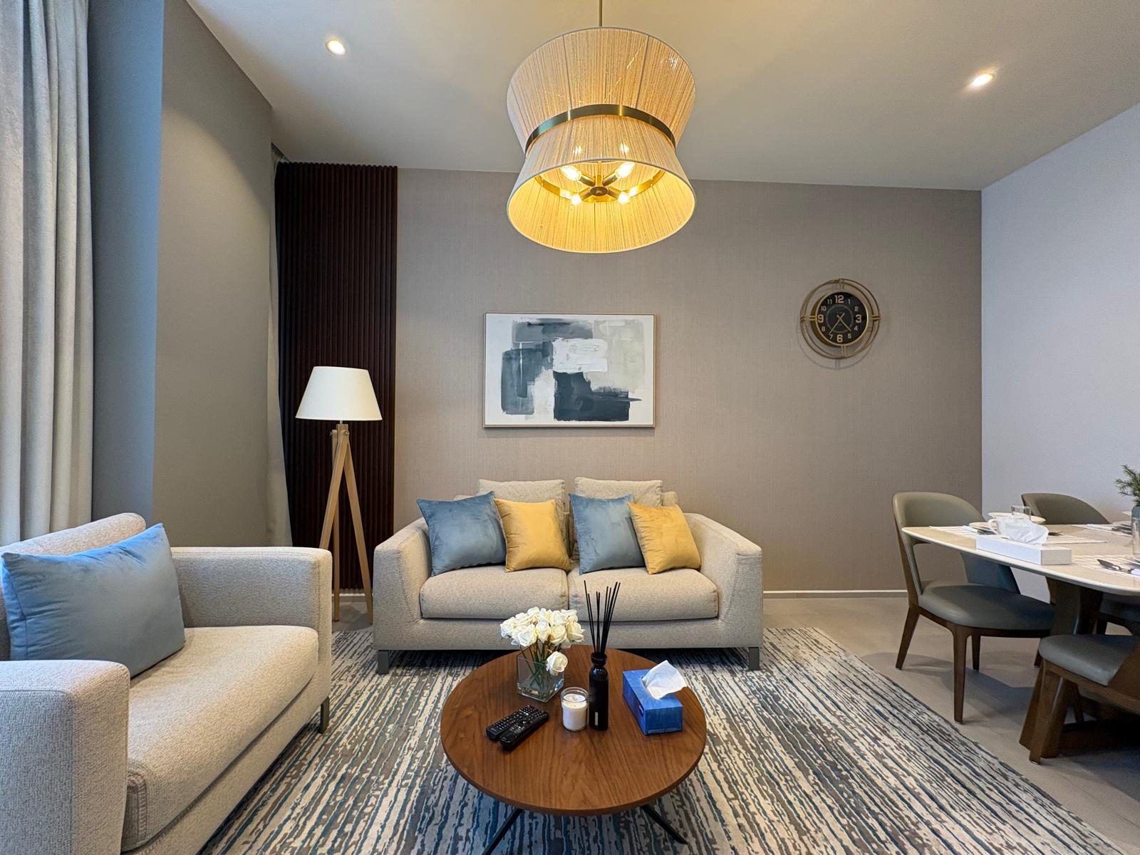 One-Bedroom Apartment with Two Bathrooms and Balcony