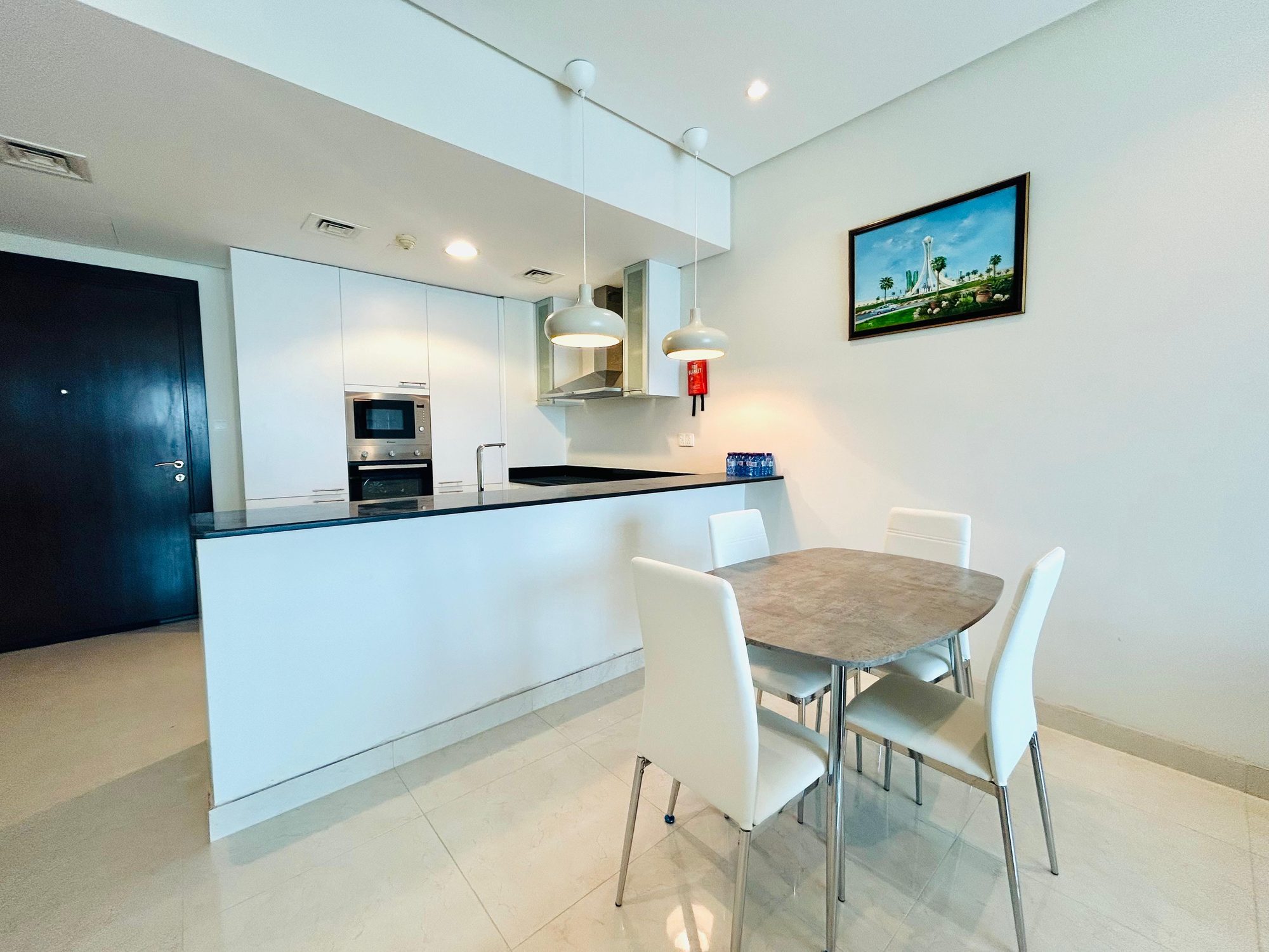 One Bedroom Apartment with Balcony and Pool