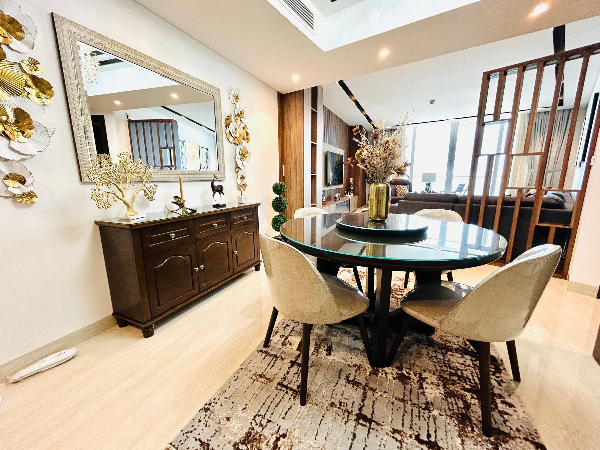 One Bedroom Apartment with Water Views