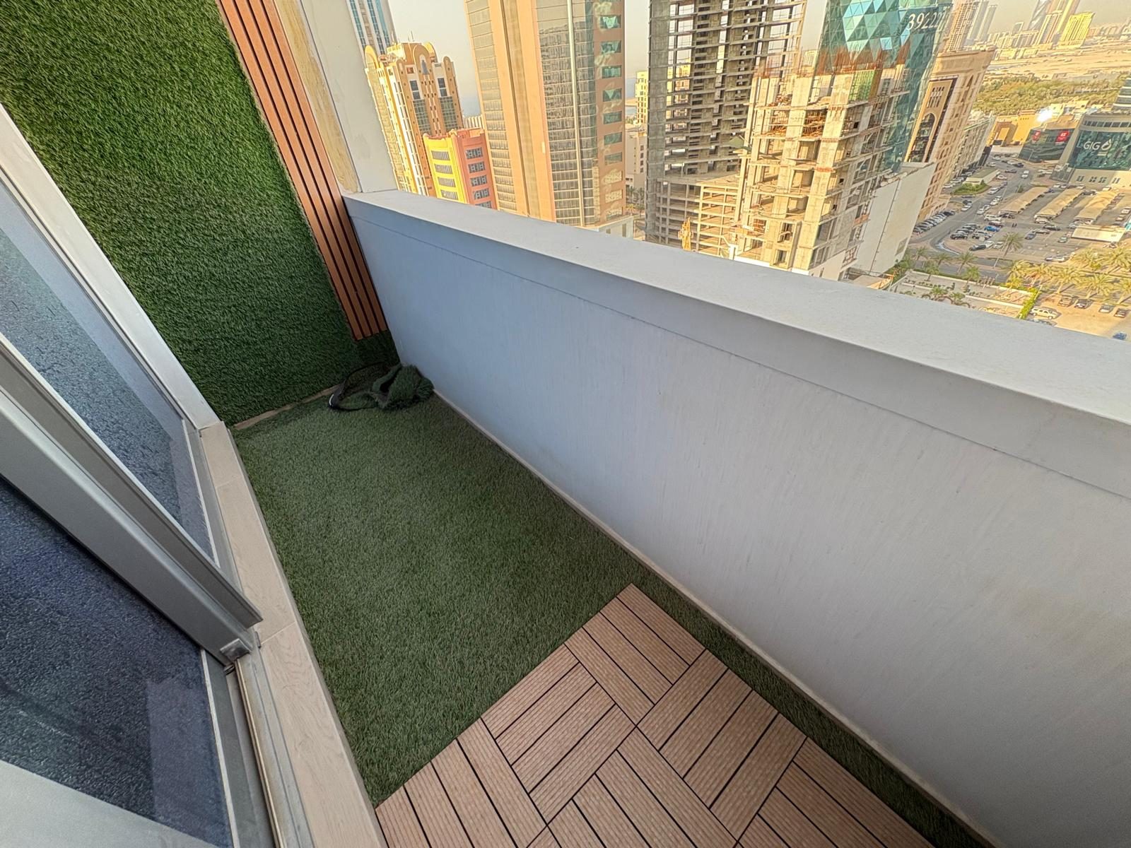 One-Bedroom Apartment with Dual Bathrooms