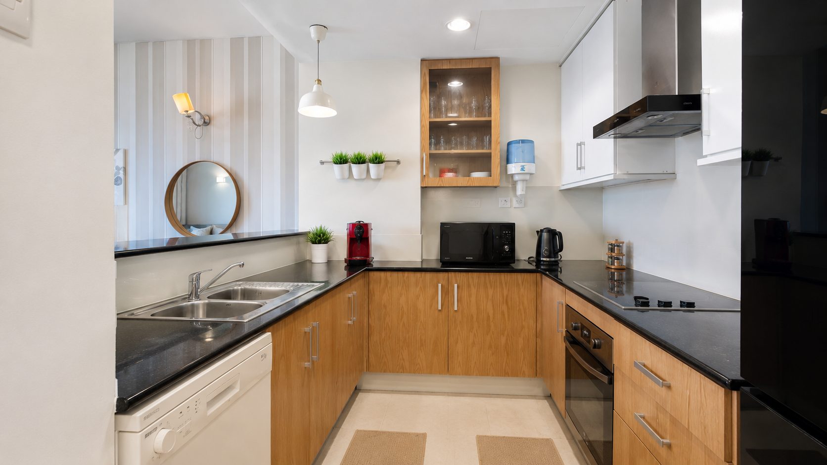 2-Bedroom Apartment with Pool and Gym Access