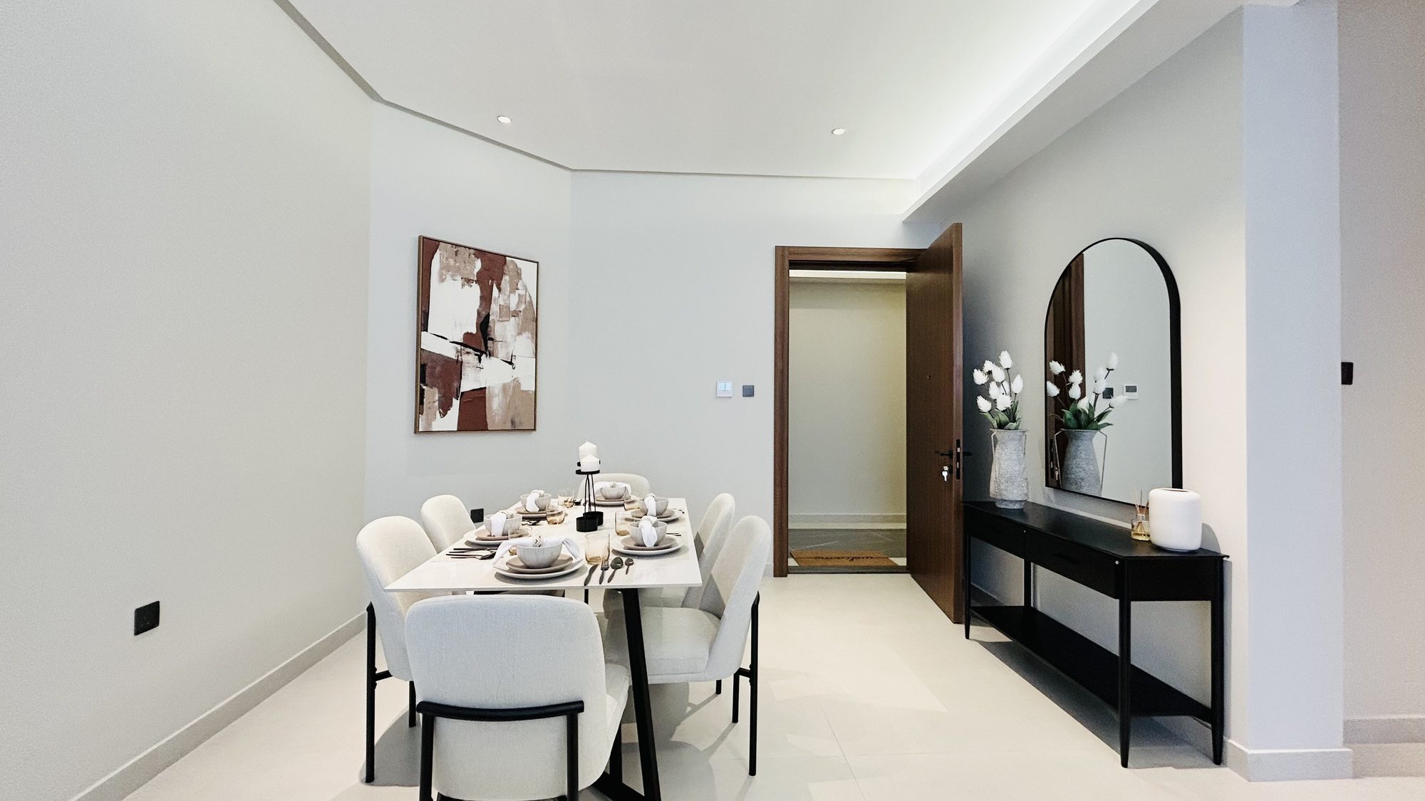 Two-Bedroom Apartment with Three Bathrooms