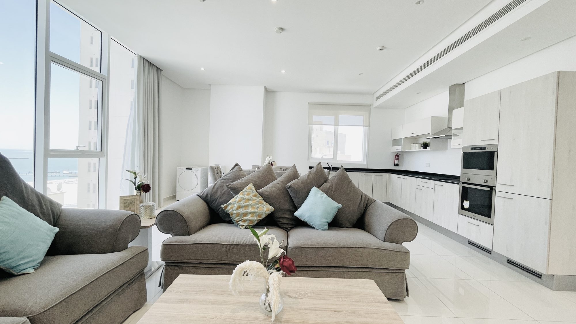 Two-Bedroom Apartment with Pool and Gym