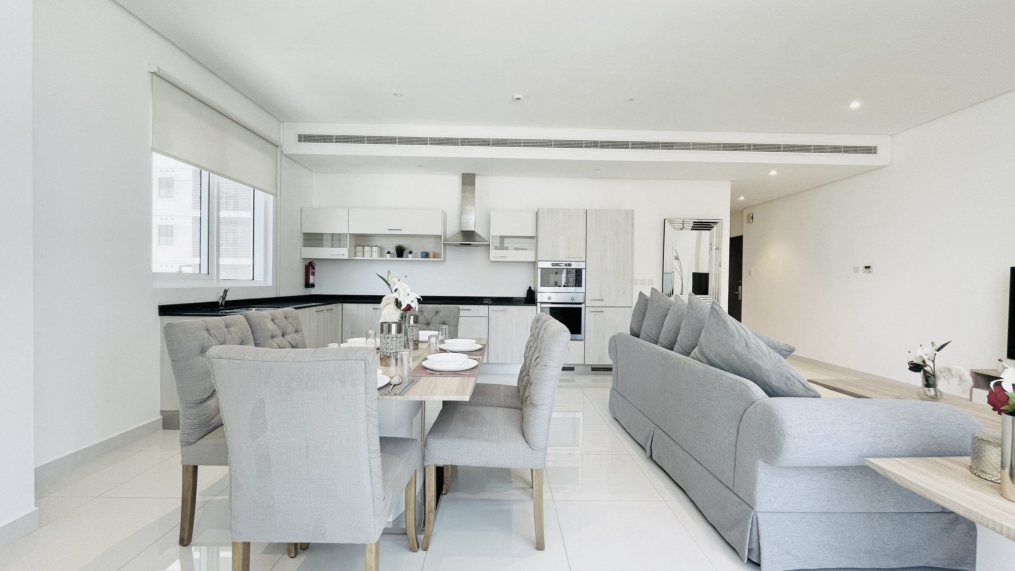 Two-Bedroom Apartment with Pool and Gym