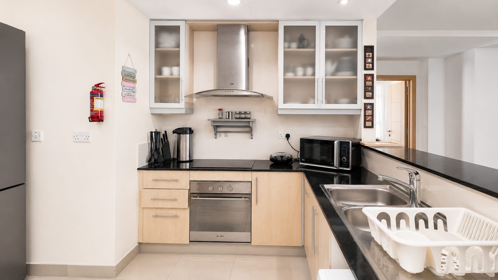 Two-Bedroom Apartment with Pool and Gym Access