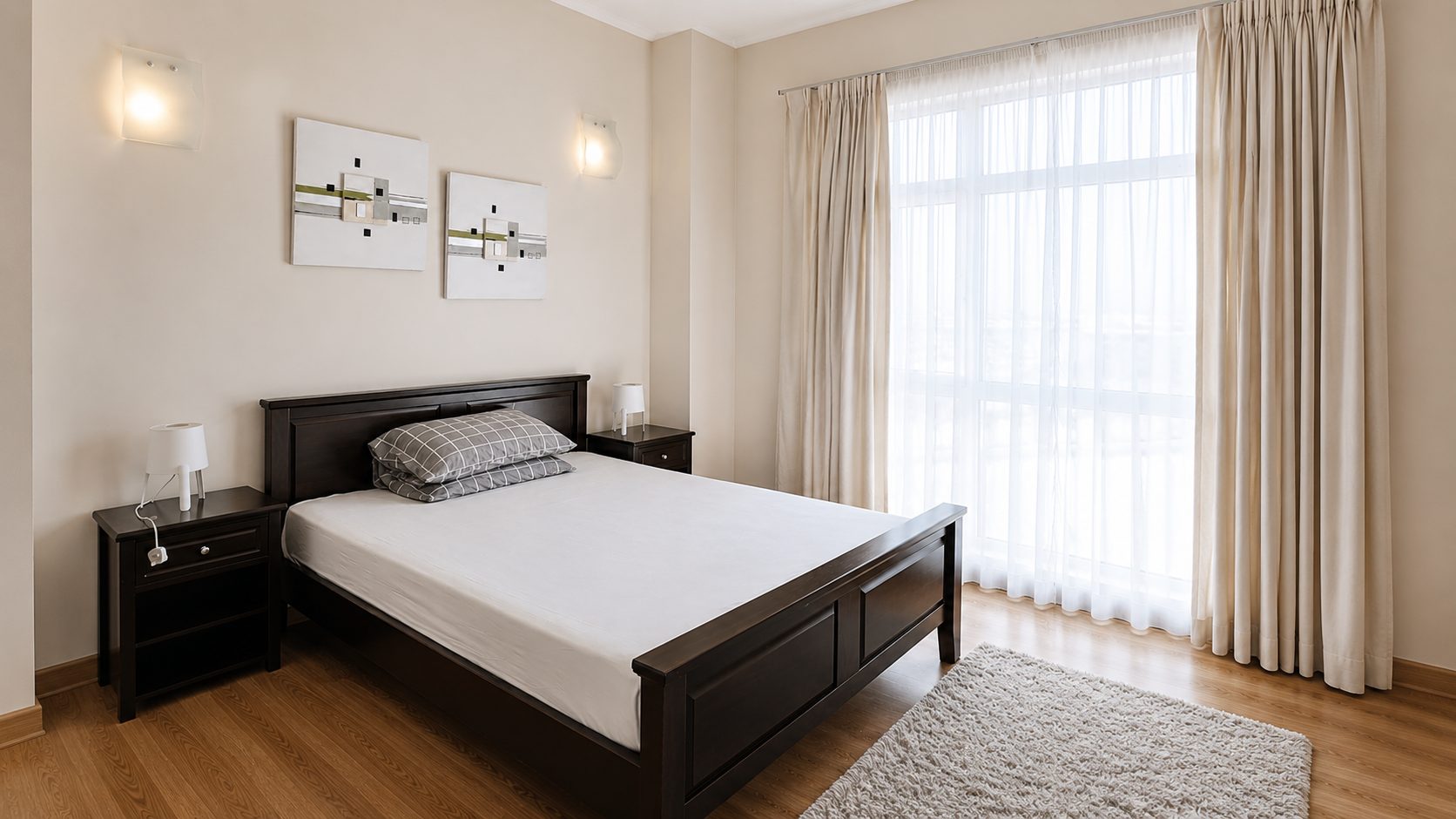 Two-Bedroom Apartment with Pool and Gym Access
