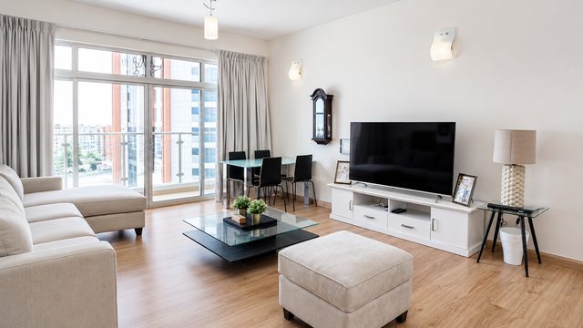 Two-Bedroom Apartment with Pool and Gym Access