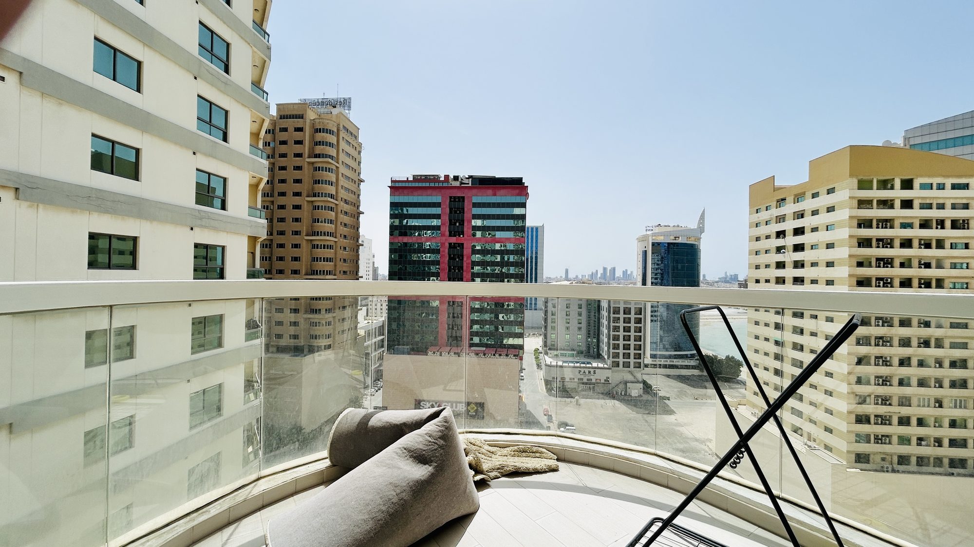 Studio Apartment with Balcony and Pool Access