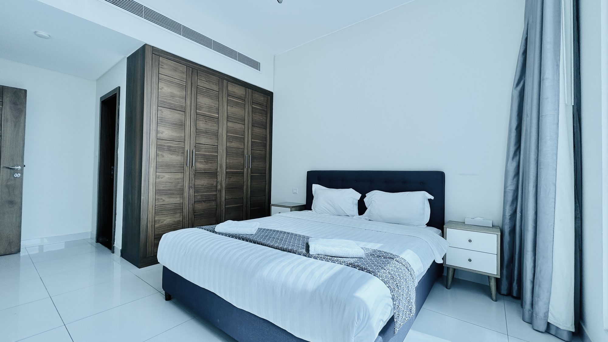 One Bedroom Apartment with Dual Bathrooms