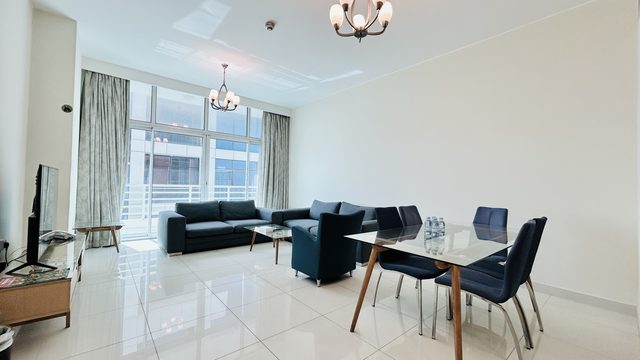 Three-Bedroom Apartment with Pool and Gym
