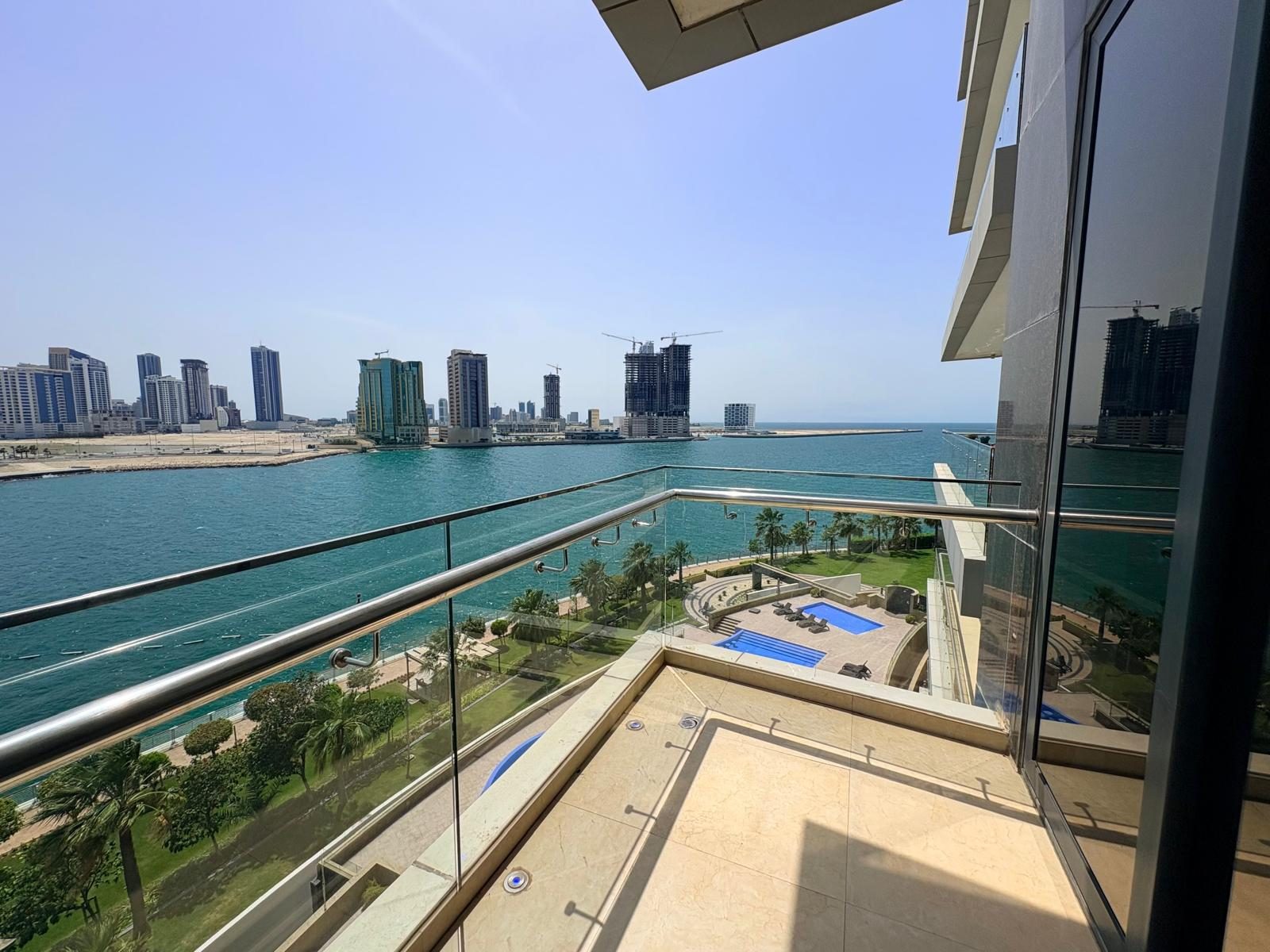 1 Bedroom Apartment with Water Views and Balcony