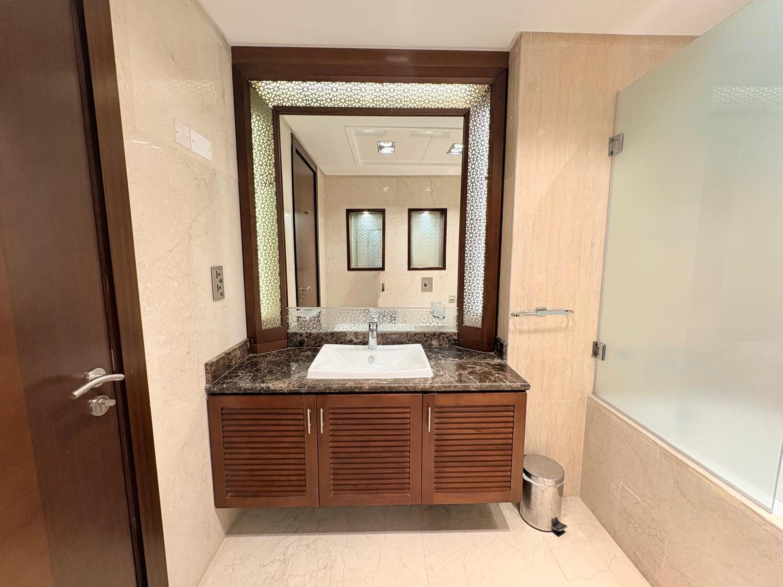 1 Bedroom Apartment with Water Views and Balcony