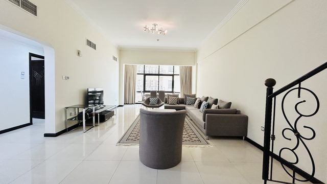 Three-Bedroom Apartment with Pool and Gym