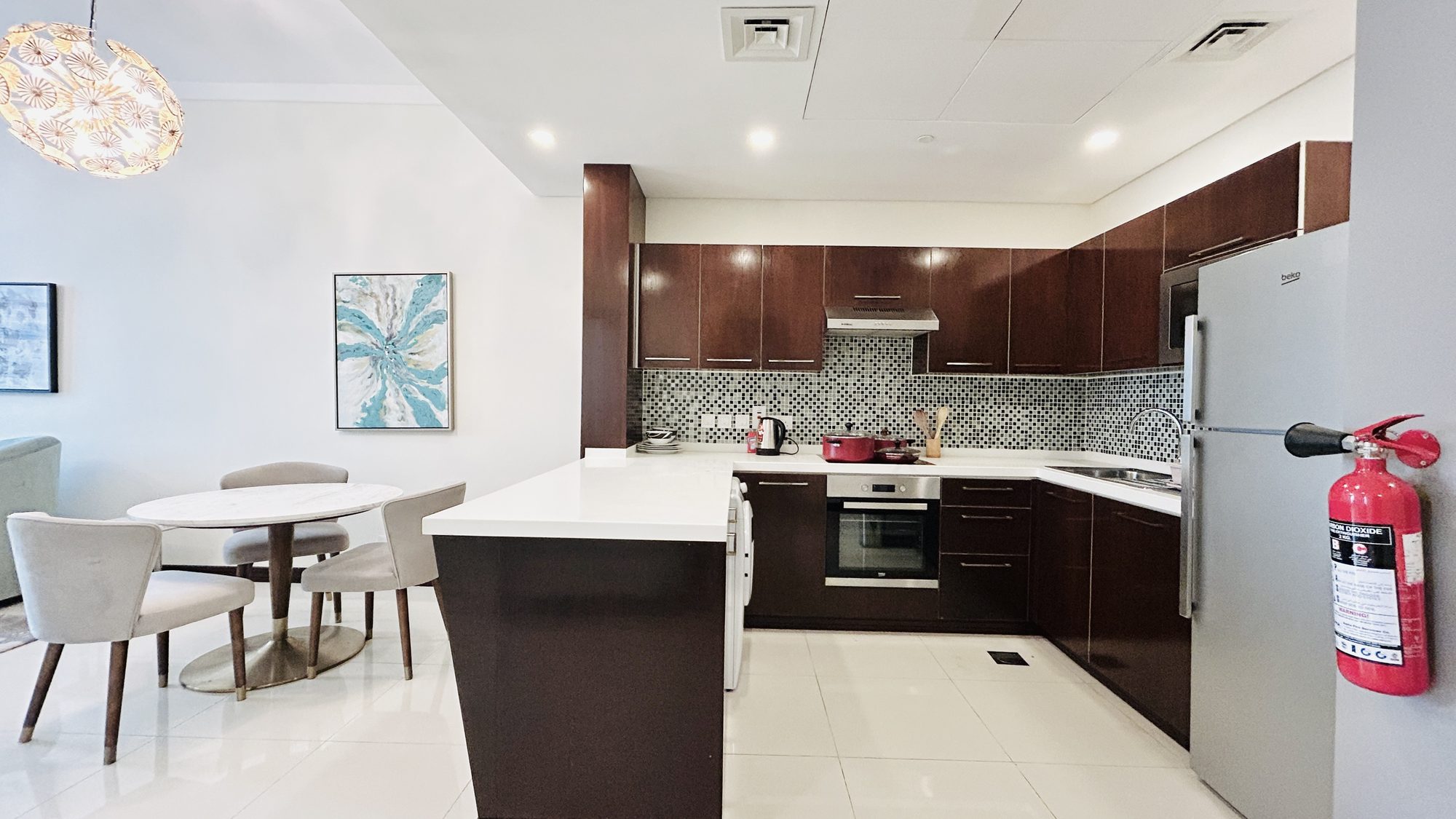One-Bedroom Apartment with Two Bathrooms in Juffair