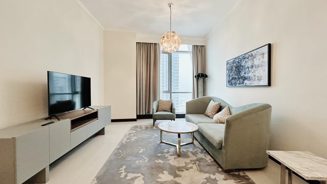 One-Bedroom Apartment with Two Bathrooms in Juffair