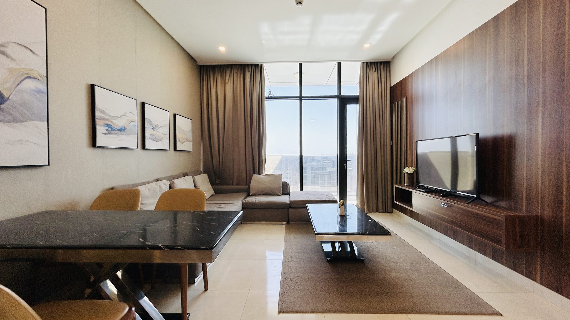 One-Bedroom Apartment with Balcony and Pool