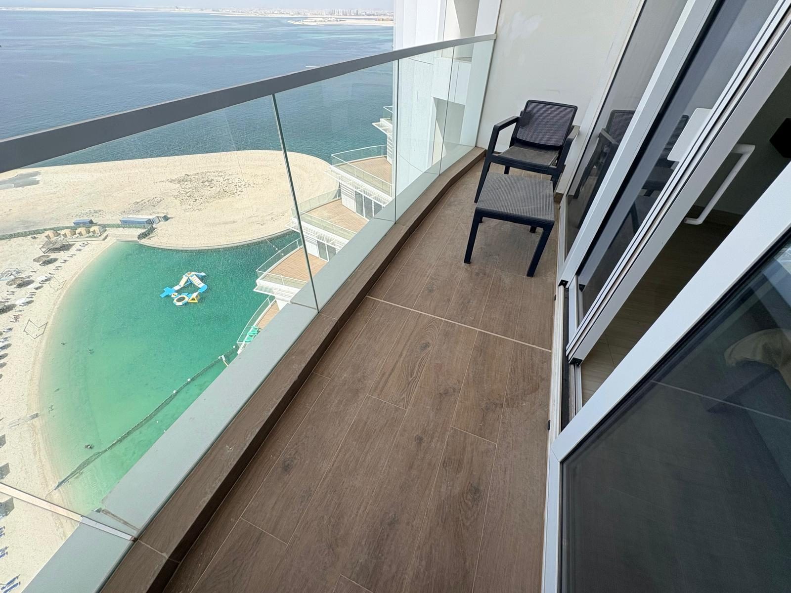One-Bedroom Apartment with Water Views and Parking