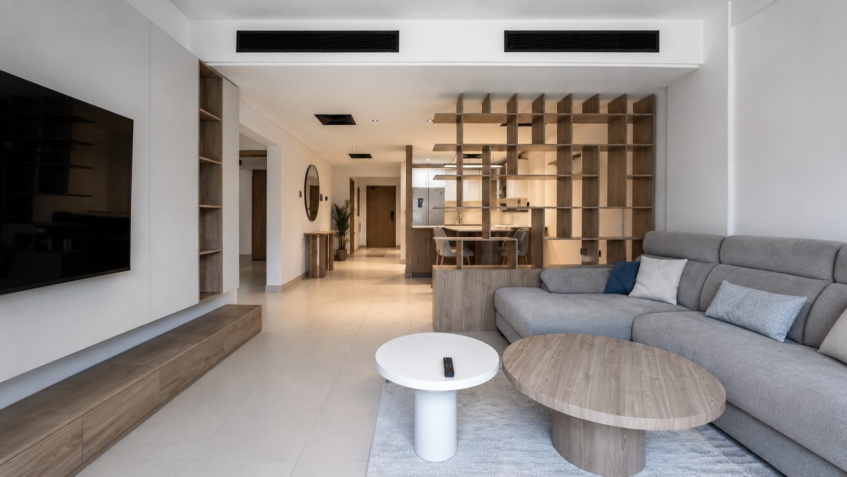 3-Bedroom Apartment with Pool and Gym Access