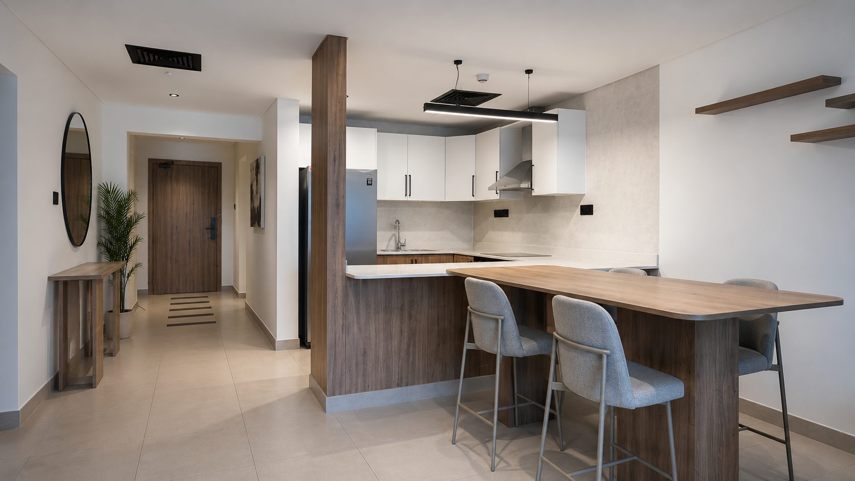 3-Bedroom Apartment with Pool and Gym Access