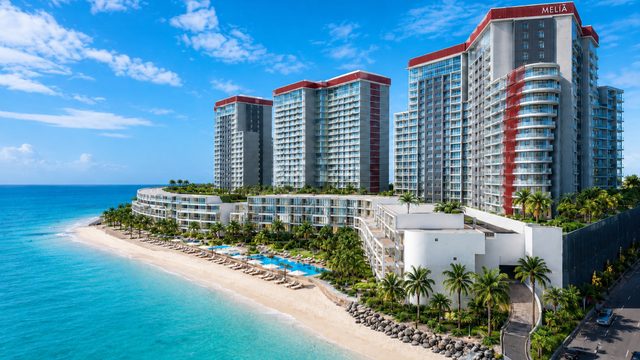 2-Bedroom Apartment with Pool and Spa Access