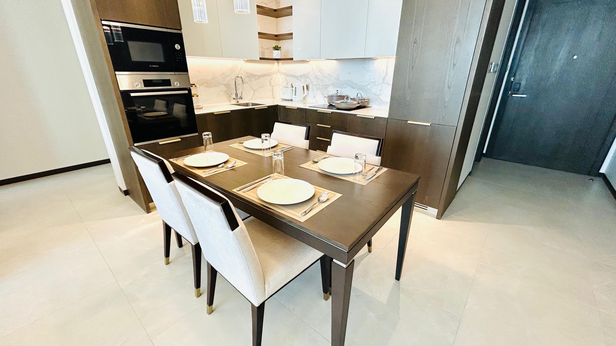 One Bedroom Apartment with Two Bathrooms