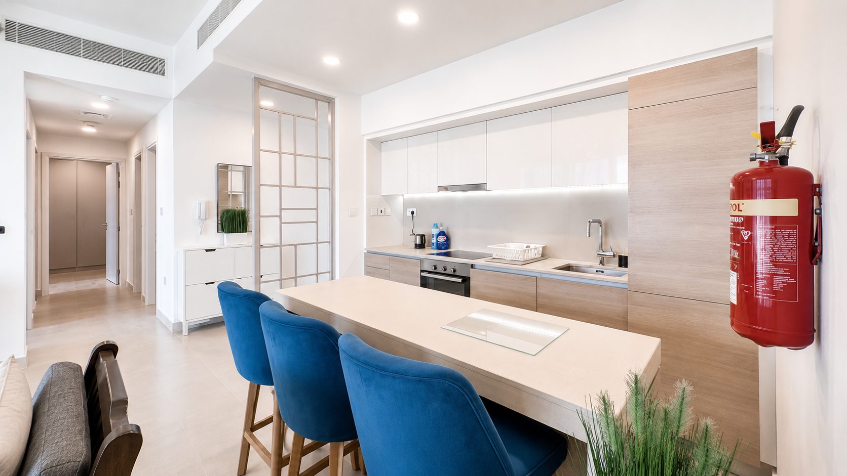 2 Bedroom Apartment with Pool and Gym