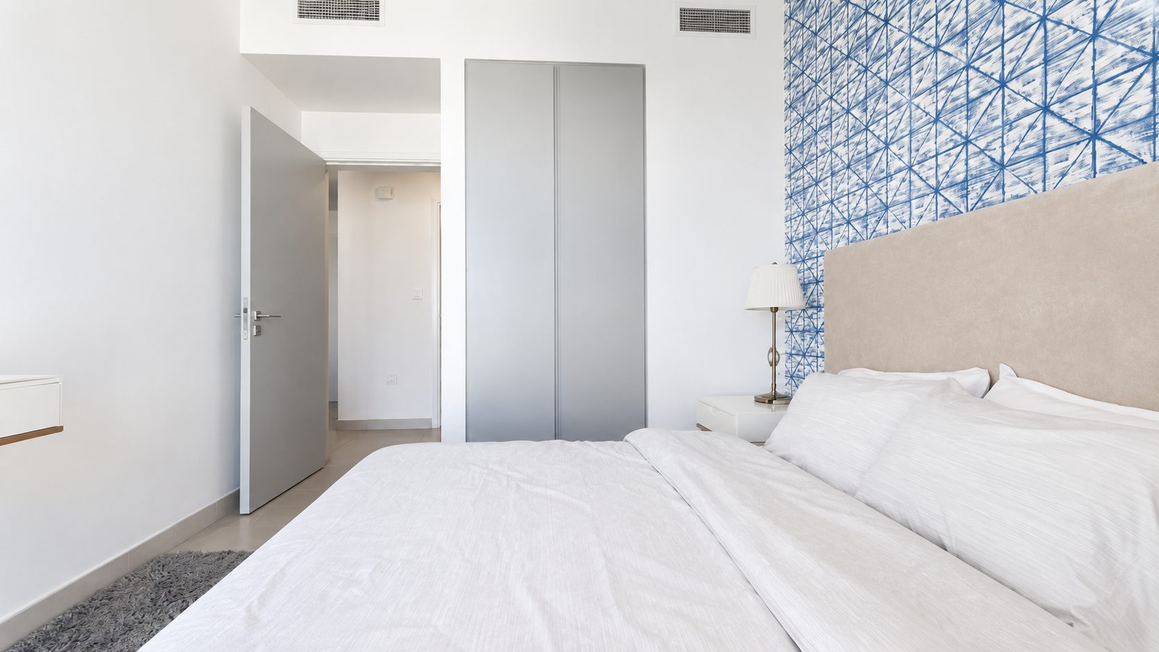 2 Bedroom Apartment with Pool Access