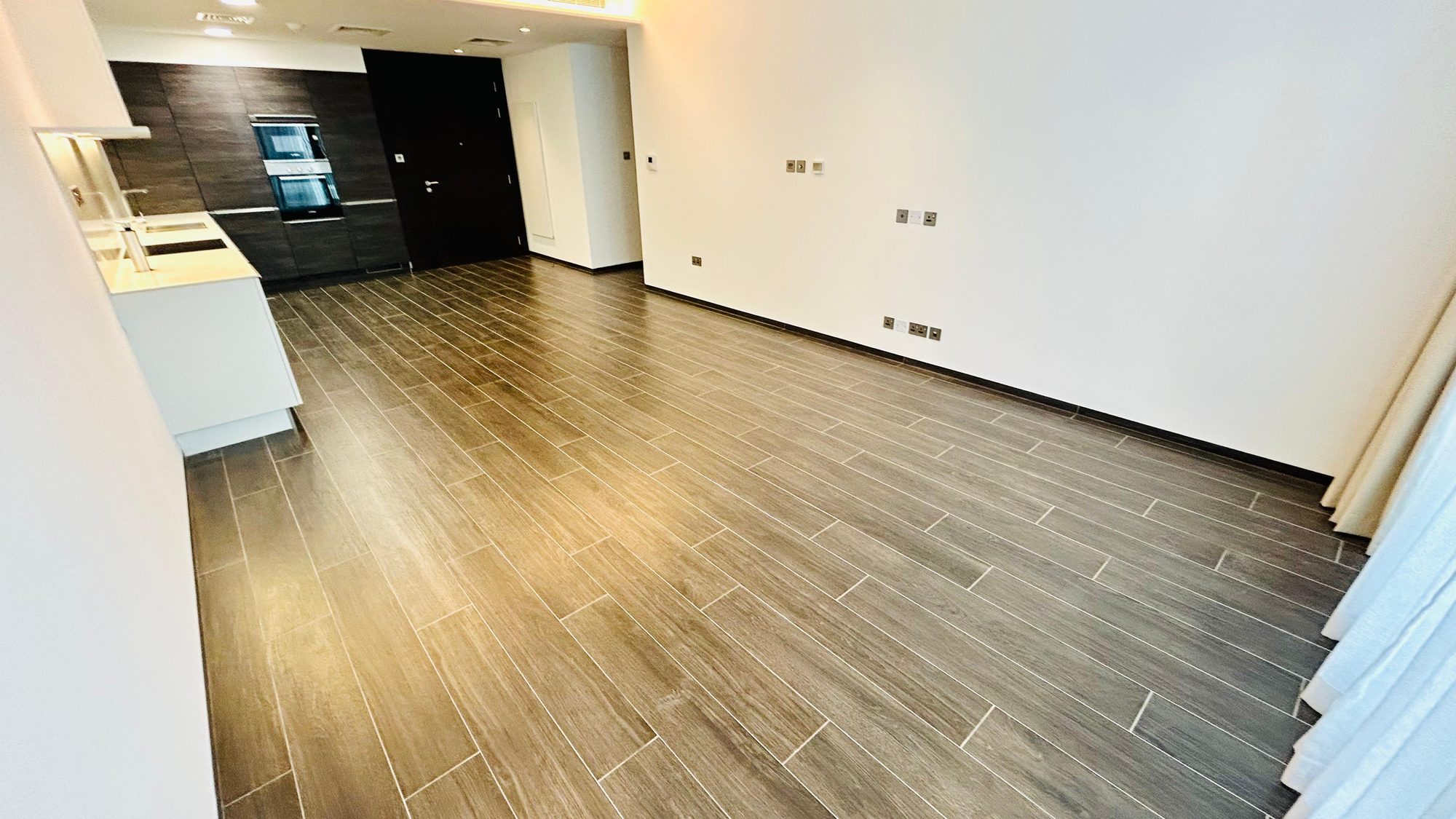 One Bedroom Apartment, 80 sqm, Central Location