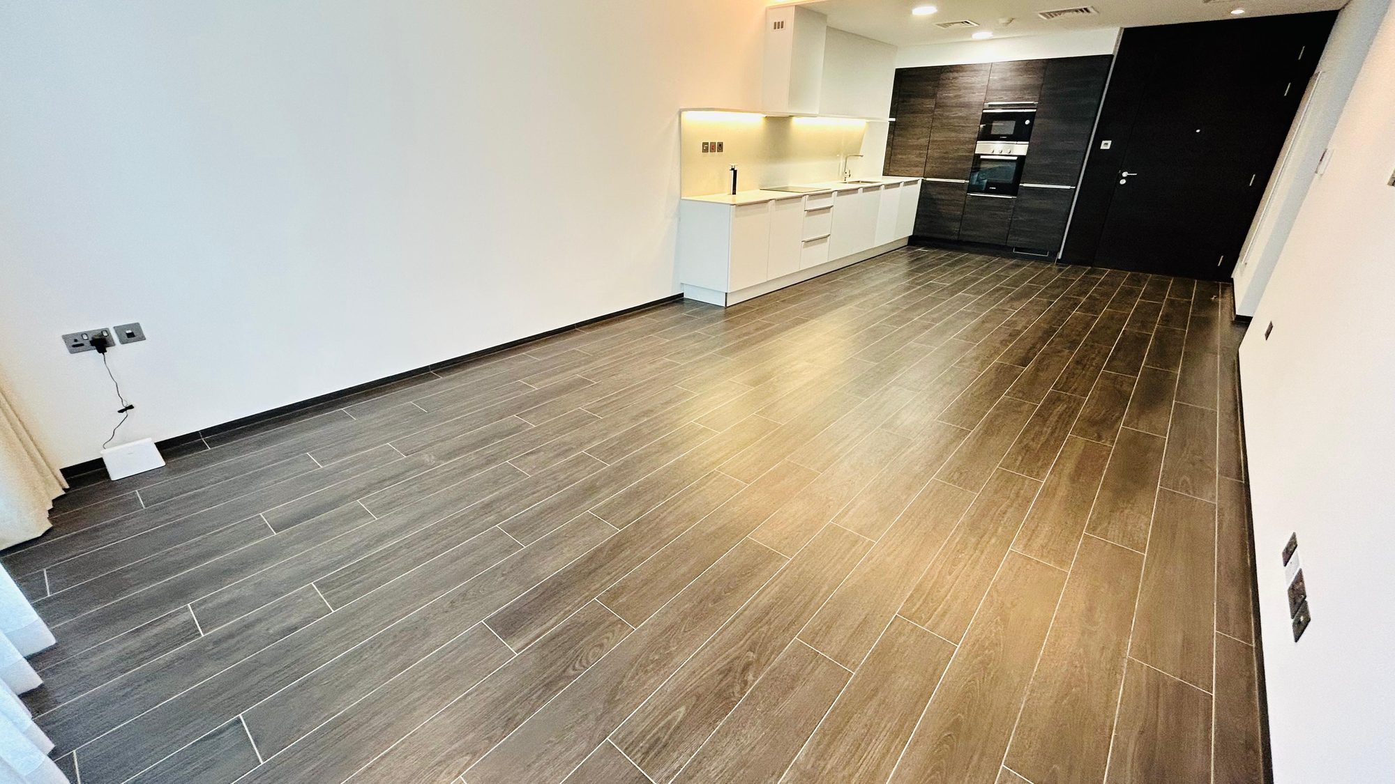 One Bedroom Apartment, 80 sqm, Central Location