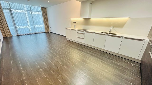 One Bedroom Apartment, 80 sqm, Central Location