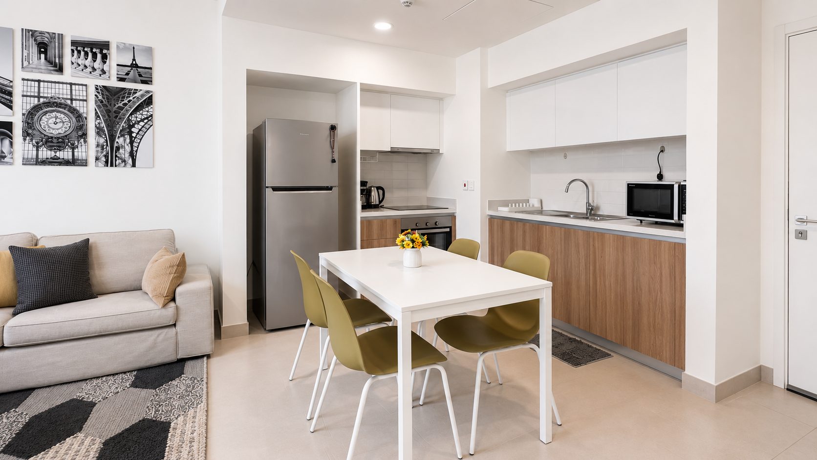 Two Bedroom Apartment with Pool and Gym